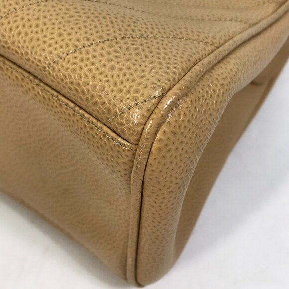 CHANEL Vintage Cream Caviar Leather Tote Bag - Picture 6 of 16